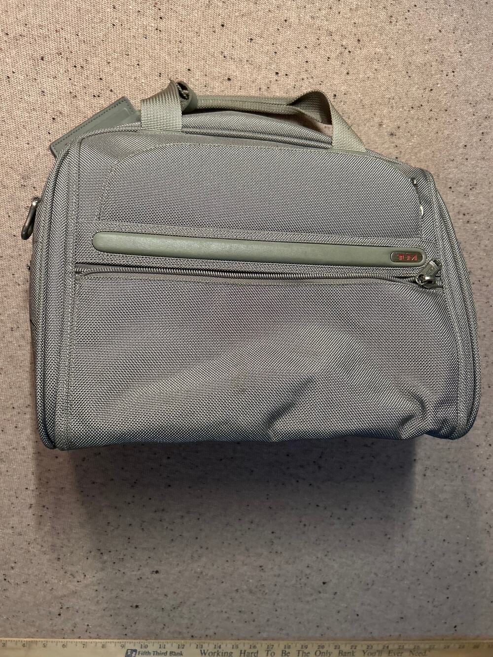 VtG Tumi Carry On Bag Small Silver Luxury Travel
